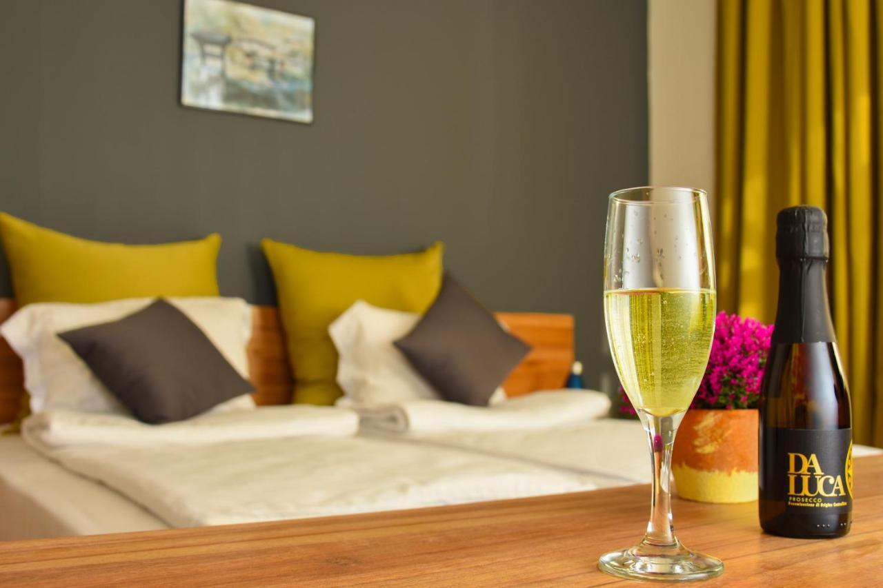 Eco Complex Izvori Hotel Varna Bagian luar foto